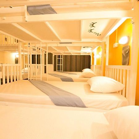 Backpack House Hostel Ao Nang Esterno foto