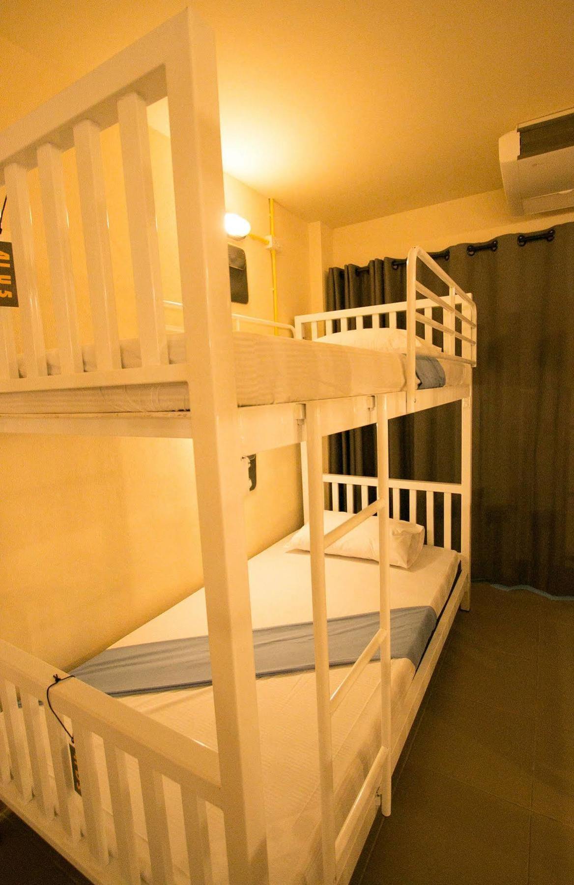 Backpack House Hostel Ao Nang Esterno foto